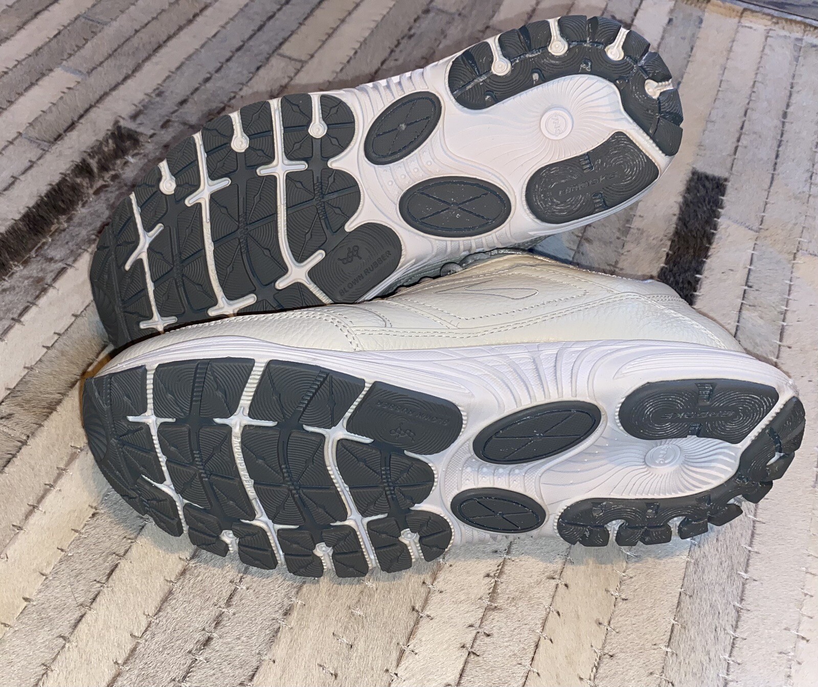 Brooks Mens Orthopedic Walking Shoes Size 12 eBay