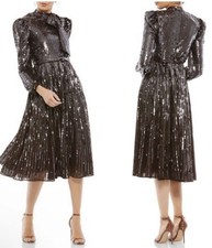 Mac Duggal 93642 Long Sleeve Sequin Tea Length Midi Cocktail Dress size 2