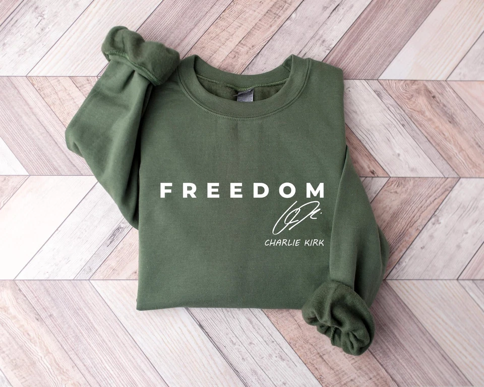 Camisa Charlie Kirk Freedom Signature, Camiseta Patriótica, Camiseta Freedom Foto 3 de 4