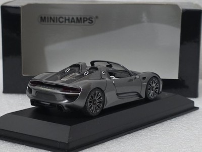 Porsche 918 Spyder 2013 Grey Met 1:43 Minichamps 410062132