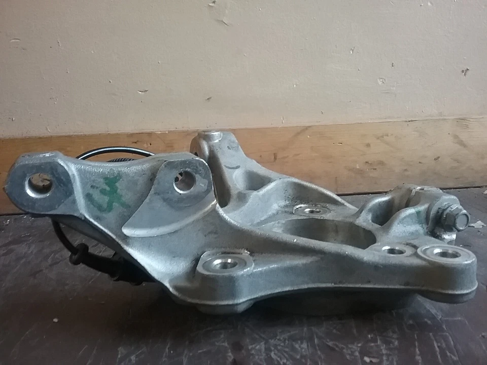 2011-2015 Chevy Cruze Right Front Knuckle Spindle 13319481 (1.8L V4 Automatic) - Image 4 of 4