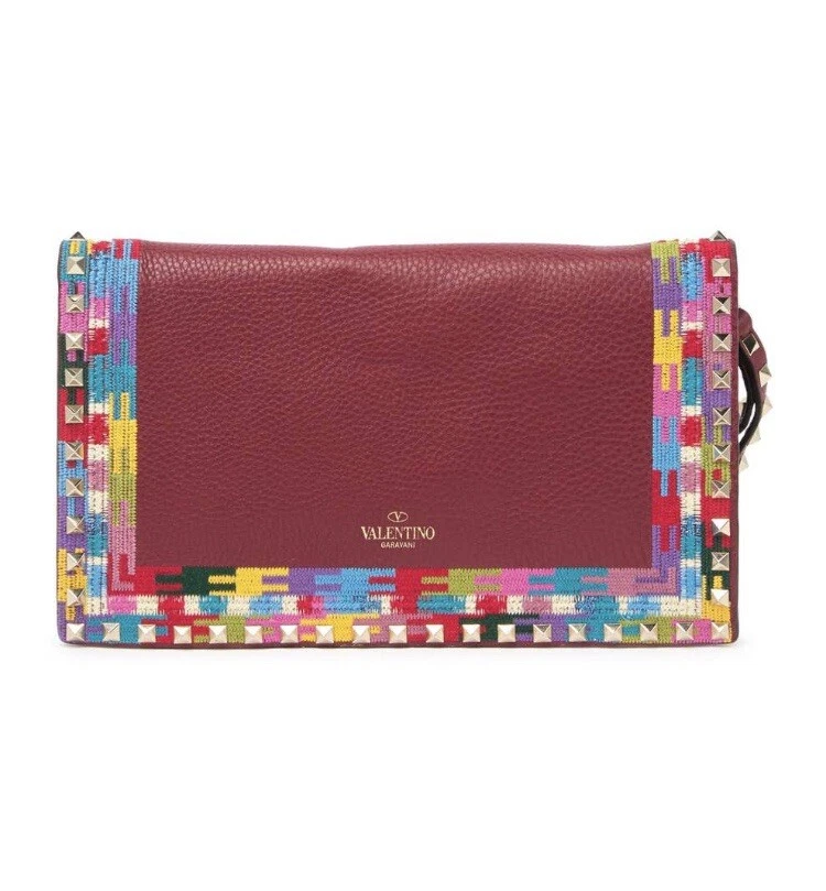 Muñequera sin asas Valentino Garavani Rockstud bordada de cuero nueva con etiquetas $1975 Foto 4 de 4