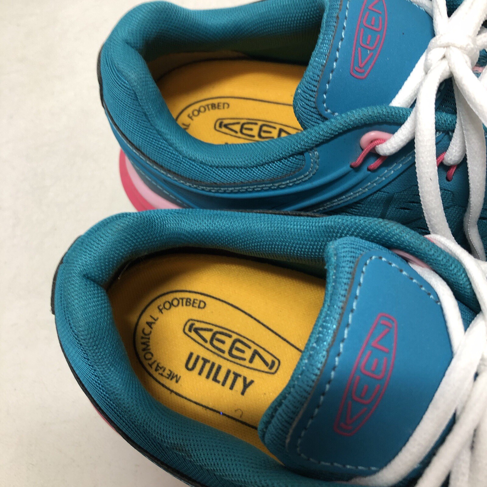 Scarpa da lavoro KEEN Utility donna Vista Energy punta in fibra di carbonio EH taglia 11 M 42 ASTM