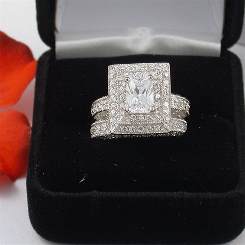 3 CT .925 STERLING SILVER EMERALD CUT WEDDING ENGAGEMENT CUBIC ZIRCONIA RING SET - Picture 2 of 4