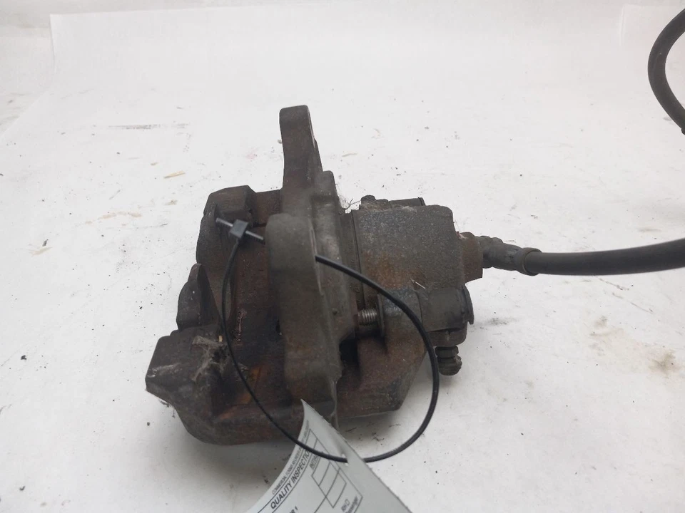 PINZA DE PASAJERO DELANTERO PARA VOLKSWAGEN CC 2005 - 2018 OEM Foto 3 de 4