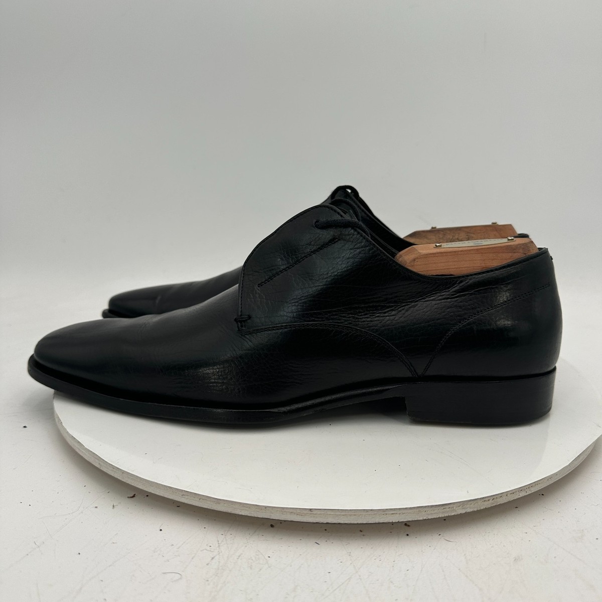 Gucci Men Size UK 8D US 8.5 Black Leather Plain Toe Derby  display picture 1