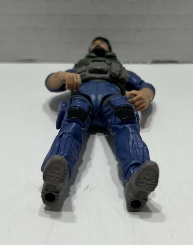 Halo Infinite The Pilot 3.75" Action Figure With Stand - Picture 6 of 8