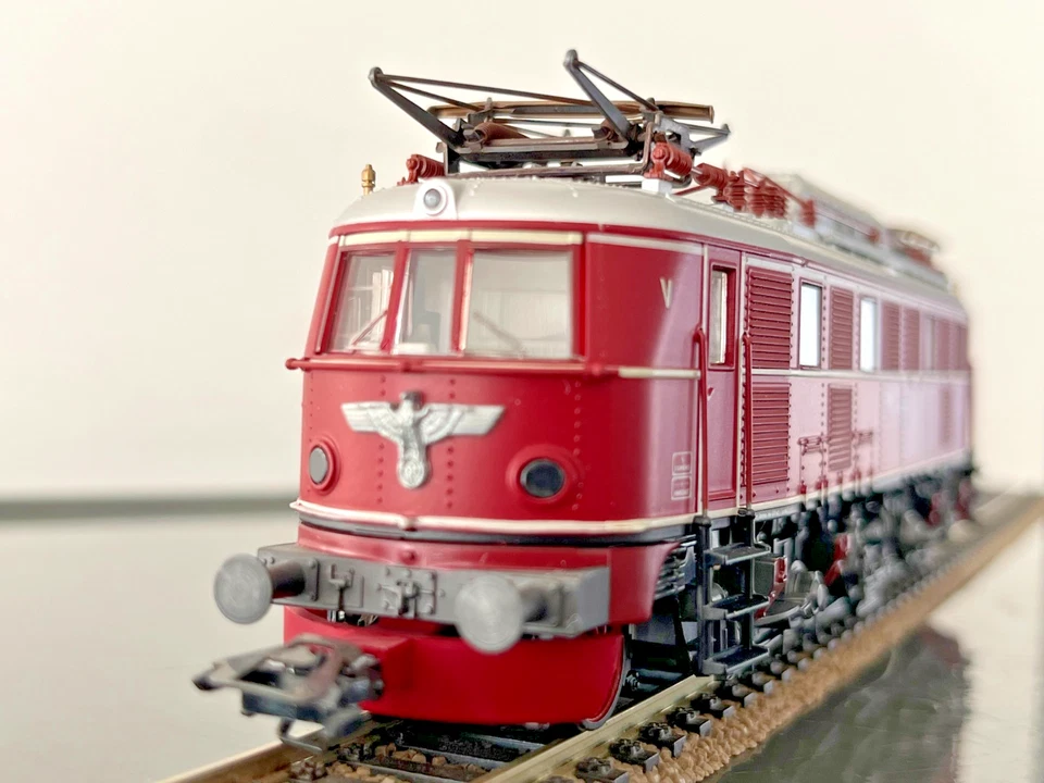 MARKLIN 3469 - BR E 19 - DB - H0 - 3 BINARI - ANALOGICO-DIGITALE - NUOVO -... - Immagine 3 di 4