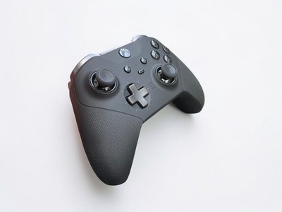 Microsoft Xbox One Elite Series 2 Wireless Controller - Schwarz (FST-00003)