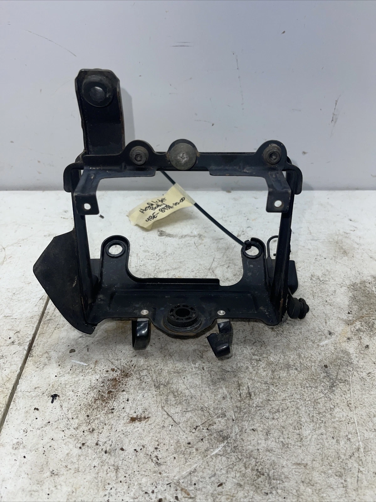 2001 Yamaha Xt225 Headlight Body Bracket 4BE-84311-00-00