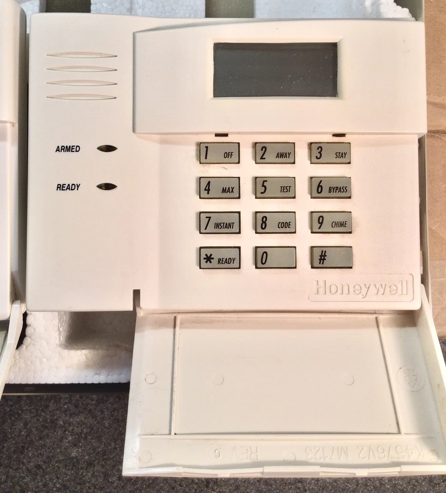 Teclado LCD / Panel de alarma Honeywell / Ademco / Vista 10P 6148 y 6128 Foto 4 de 4