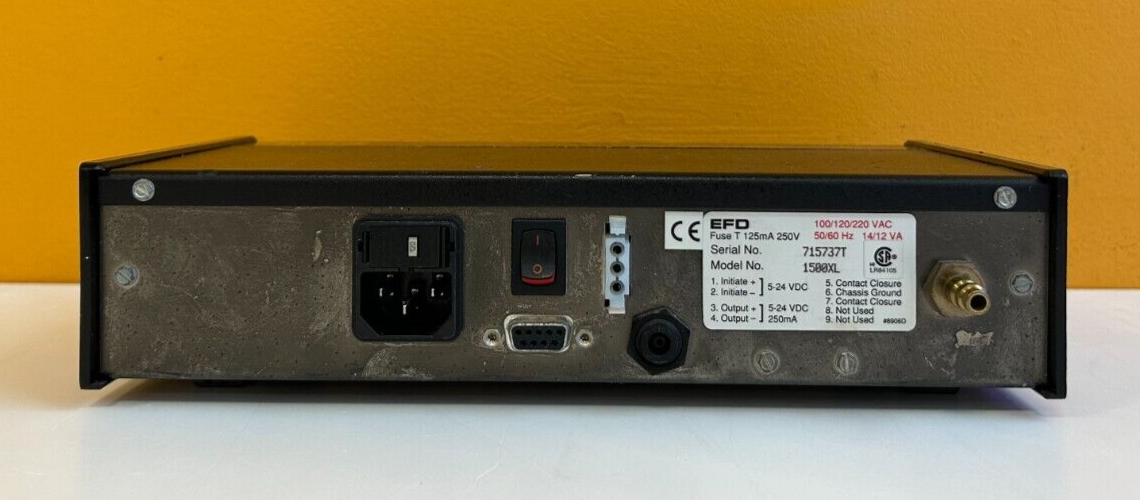 EFD Nordson 1500XL 0 - 100 psi, 600/min Cycle Rate, Adhesive