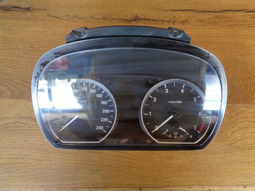 Tachometer Kombiinstrument 102493293 BMW 1 (E81) 116I