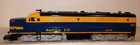 American Flyer SHINY, New Looking, Rare Blue&Yellow SantaFe 21910 &-1 Diesel Set — photo 7