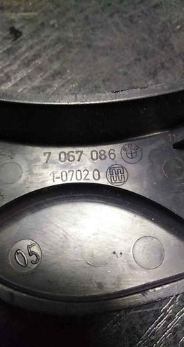 7067086 BMW 3ER MOTORHAUBENGRIFF RHD