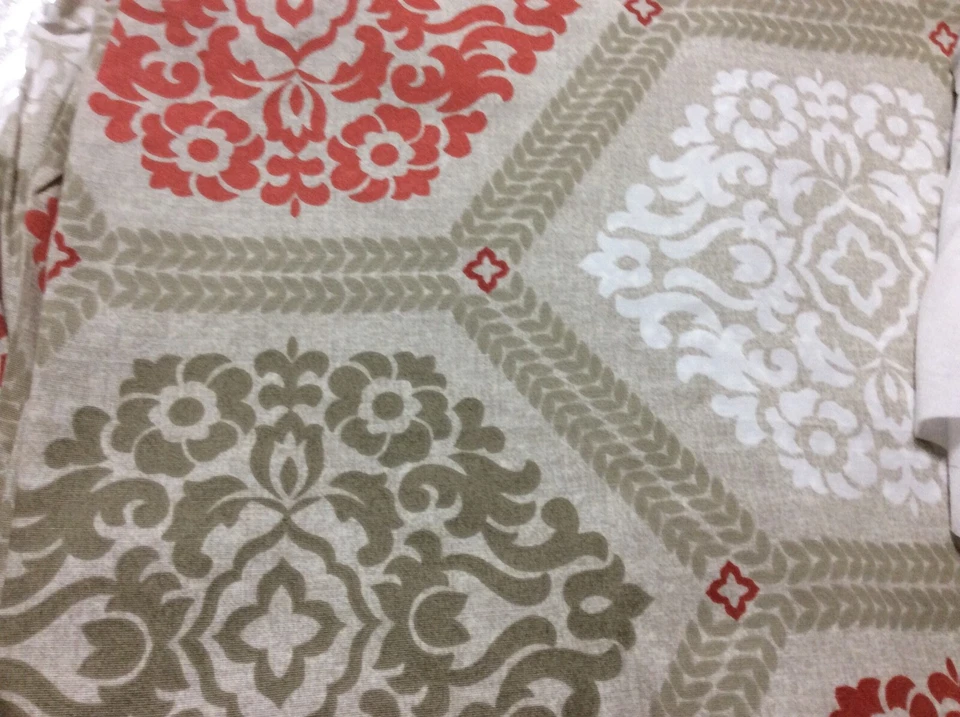 MARTHA STEWART COLLECTION QUEEN pacif tile  (6) PCS DUVET COVER SET - Image 3 of 3