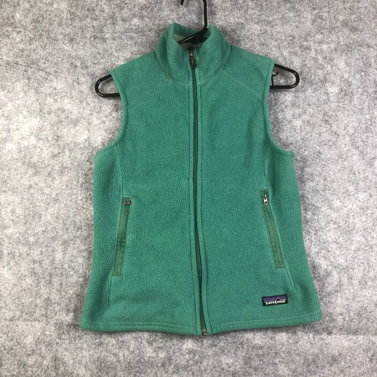 patagonia vintage synchilla box logo sleeveless vest 