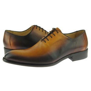 wholecut oxford