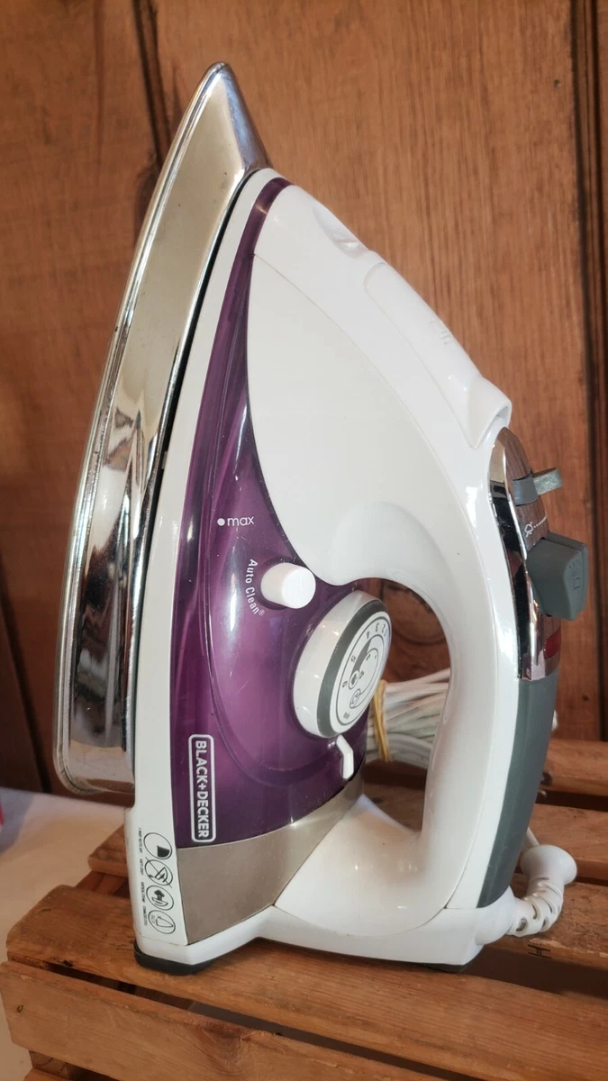 Black+Decker, Professional Steam Iron with Stainless Steel Soleplate,  Purple, IR1350S-T 