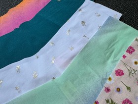 Lot 5 Victoria&rsquo;s Secret sz M No-Show Thong String Panty Bundle Pack