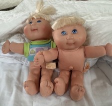 Cabbage Patch Kids Sing And Go Triplets (only 2 Of Set Of 3)