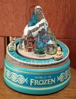 Musical Figurine WORLD OF FROZEN Disney Queen of Snow SFF Disneyland Paris 2026