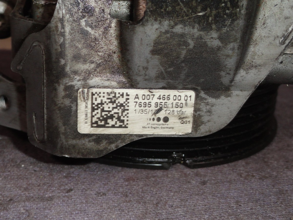 Mercedes-Benz Hydraulic Power Steering Pump A0074660701 7695955150 