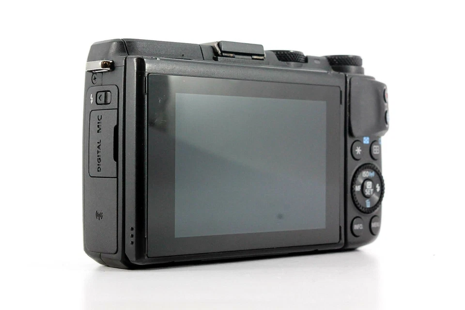 Canon EOS M100, photo 2 of 4