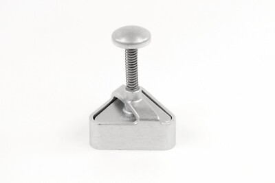 Burgerpresse Patty Maker Hackfleischpresse aus Aluminium dreieckig 100 x 100