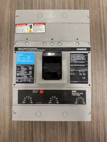 Siemens JXD63B300 3P 300A 600V Circuit Breaker