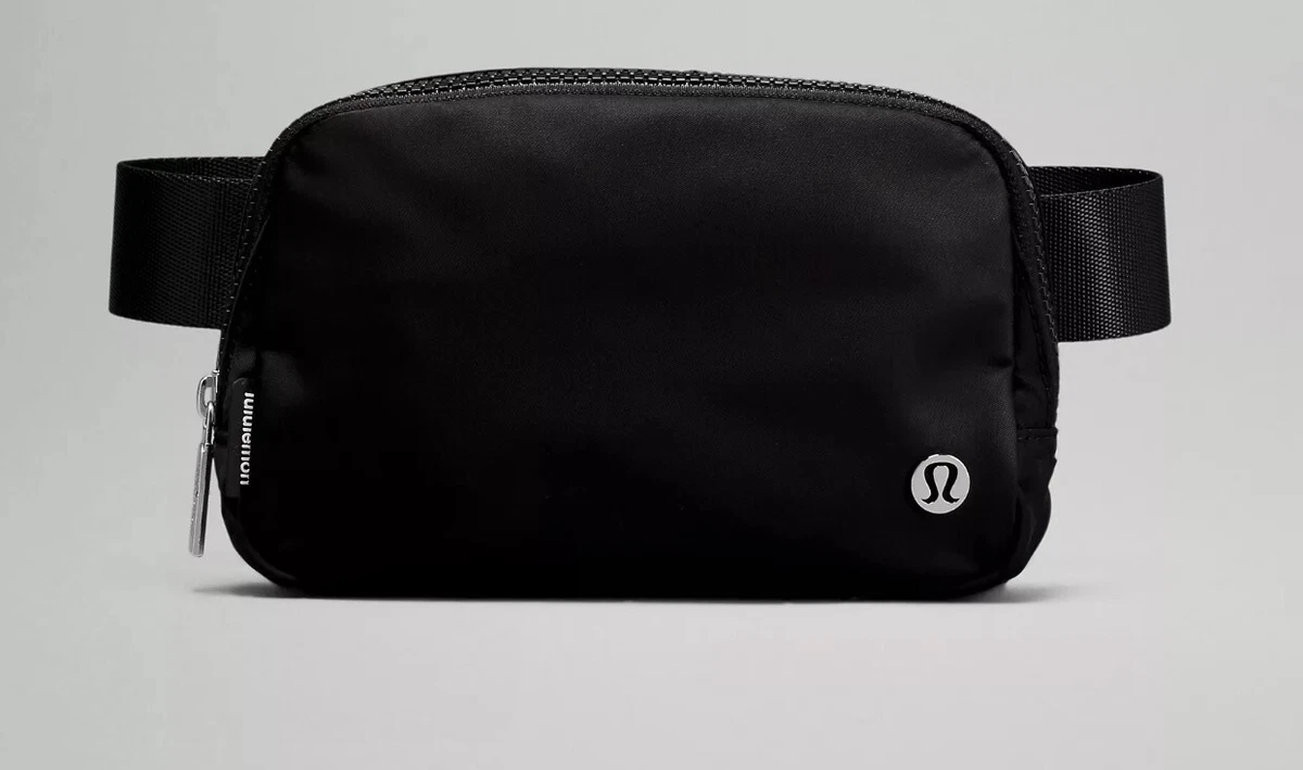 New Lululemon Everywhere Belt Bag Black Logo OG Style Crossbody