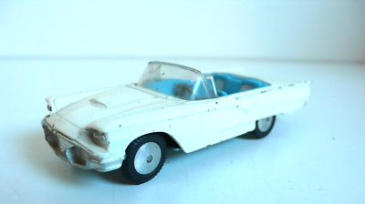 Miniature Corgi Toys Ford Thunderbird 1/43 - Années 1960 - Bon état Avec Boîte D'origine