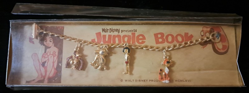 1966 JUNGLE BOOK CHARM BRACELET WALT DISNEY Gold Tone Jewelry IN ORIGINAL BOX