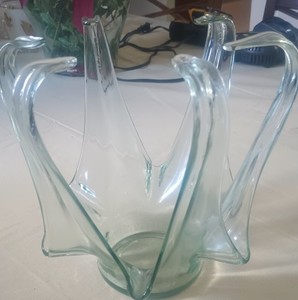 Vintage Mid Century Pulled Art Glass Centerpiece Vase