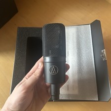 Audio-Technica AT4040 Cardioid Condenser Micr...
