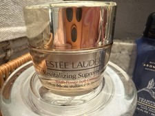 Estee Lauder Revitalizing Supreme Moisturizer Youth Power Cream - 15 ML