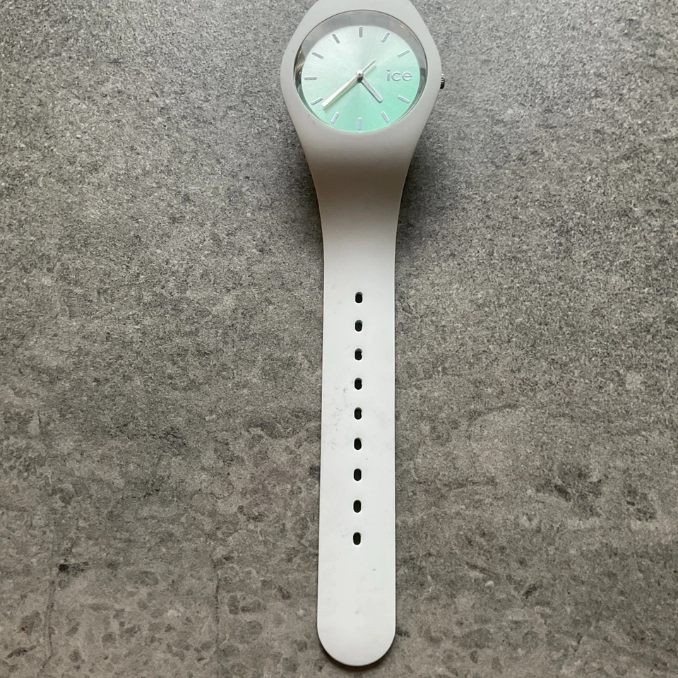Cool Unisex Ice Watch 016 984 39mm White Case/Band Light Blue Dial Bin O - Image 4 of 4
