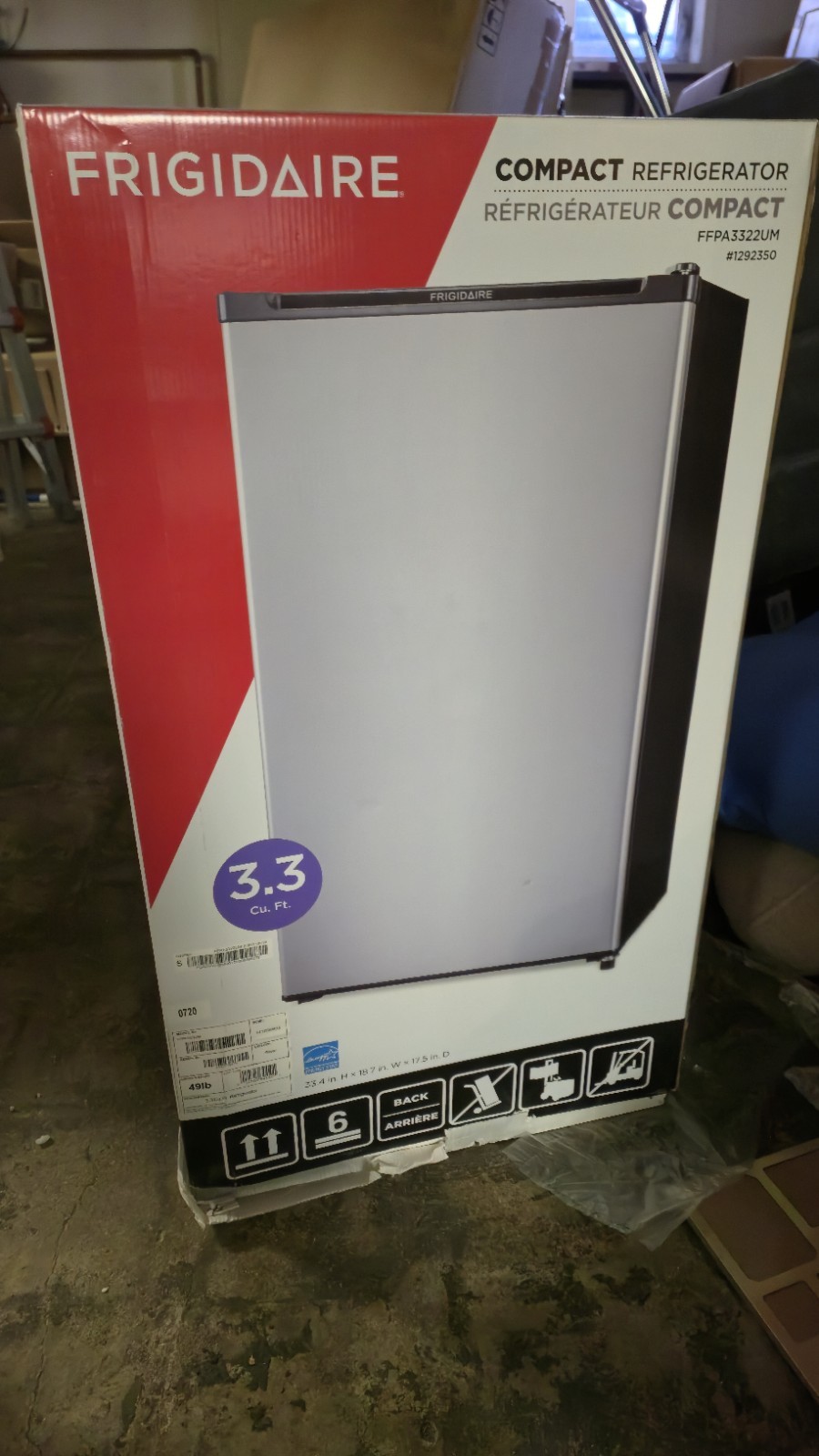 3.3 Cu. Ft. Model: Ffpa3322um