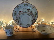 Vintage Jamestown “The Joy of Christmas” 32 Piece Set