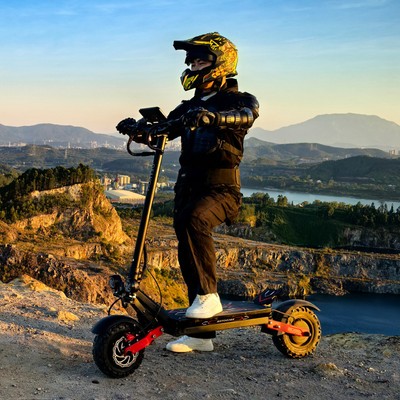 Off Road Electric Scooter Adult ULTRON Scooter 60V 6000W Dual Motors 1440WH I4