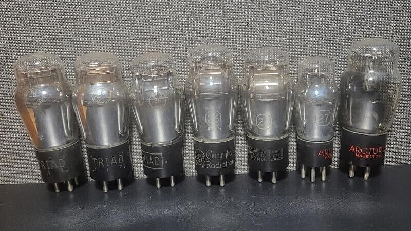 Vintage Lot of (7) Type 26, 27 VACUUM TUBES Triodes for  Radios, Untested