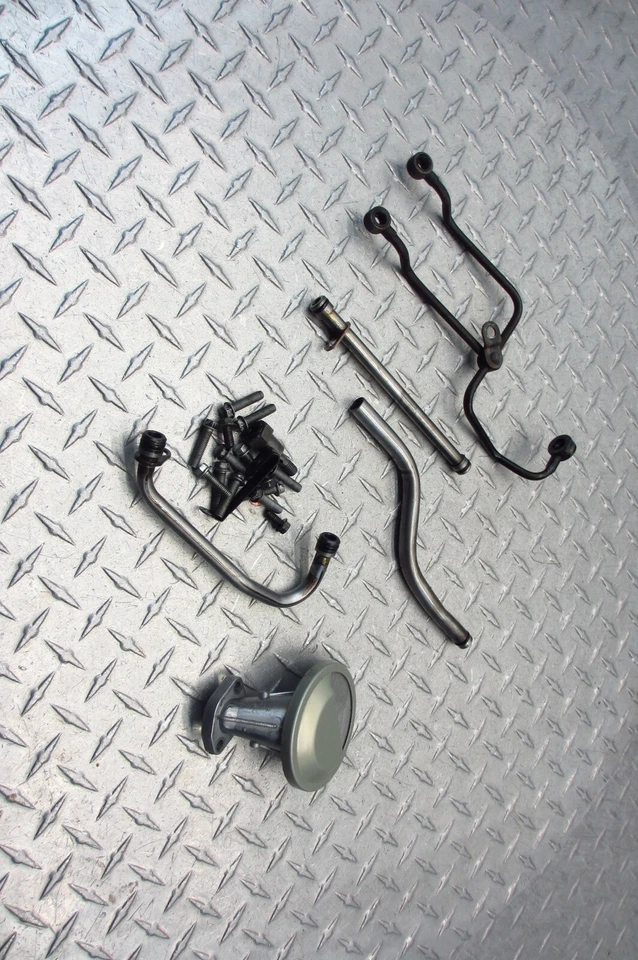 Kawasaki EX500R Ninja 500R 2005 97-09 OEM aceite fluido tubos de refrigeración cárter lote Foto 3 de 4