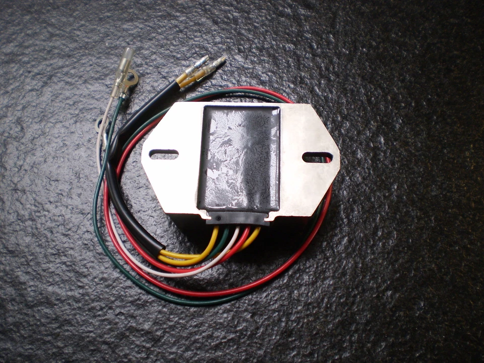 Regulador alternador Cagiva Elephant 650 750 900 Ducati Elephant Foto 3 de 3