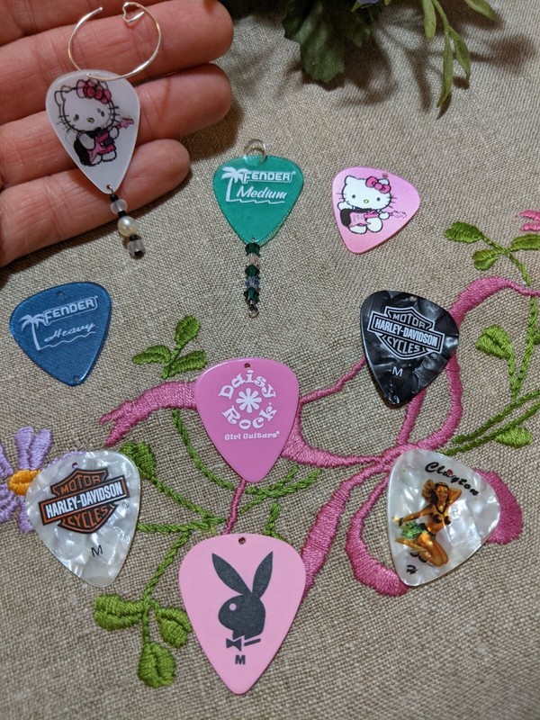 9 VINTAGE GUITAR PICK EARRING Handmade HARLEY PLAYBOY FENDER CLAYTON HELLO KITTY