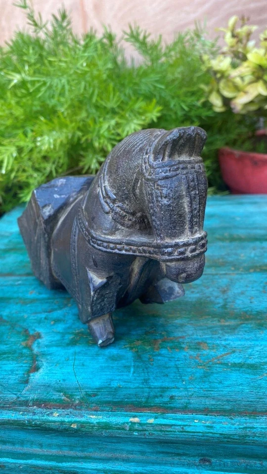  Antigua figura de soporte lateral de puerta de estatua de caballo tallada a mano de piedra negra rara  Foto 4 de 4