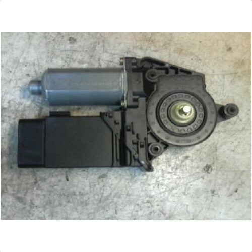 VW Passat B5 Lim./Variant (Typ:3B)  MOTOR FENSTERHEBER Vorne Rechts  3b4837752gj