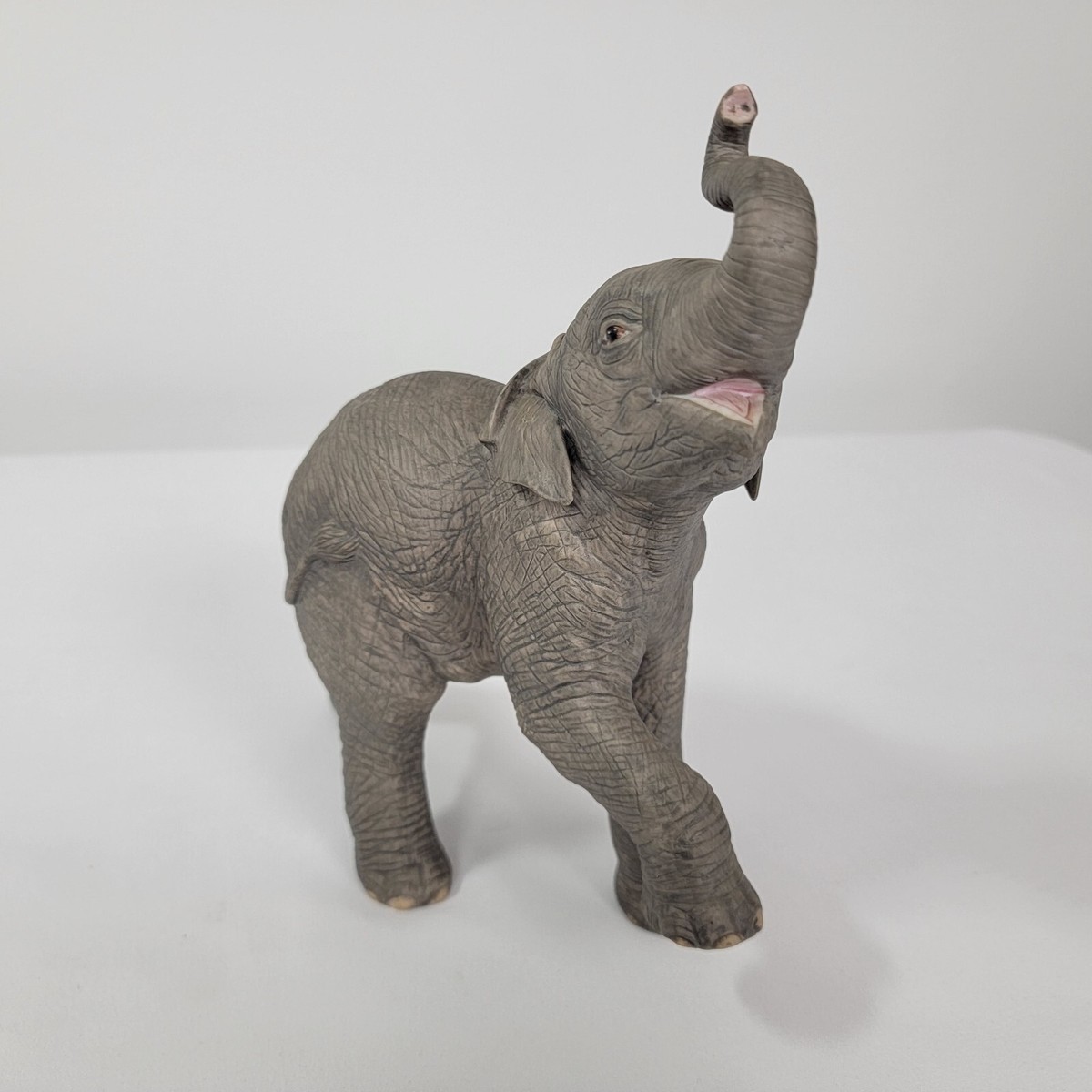1992 LENOX Asian Elephant Porcelain Endangered Baby Animals 8.25