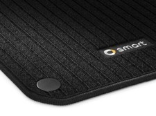 Carmats Compatible tapis Smart fortwo (450-451) en moquette avec bord antidérapant avec talonnette en caoutchouc