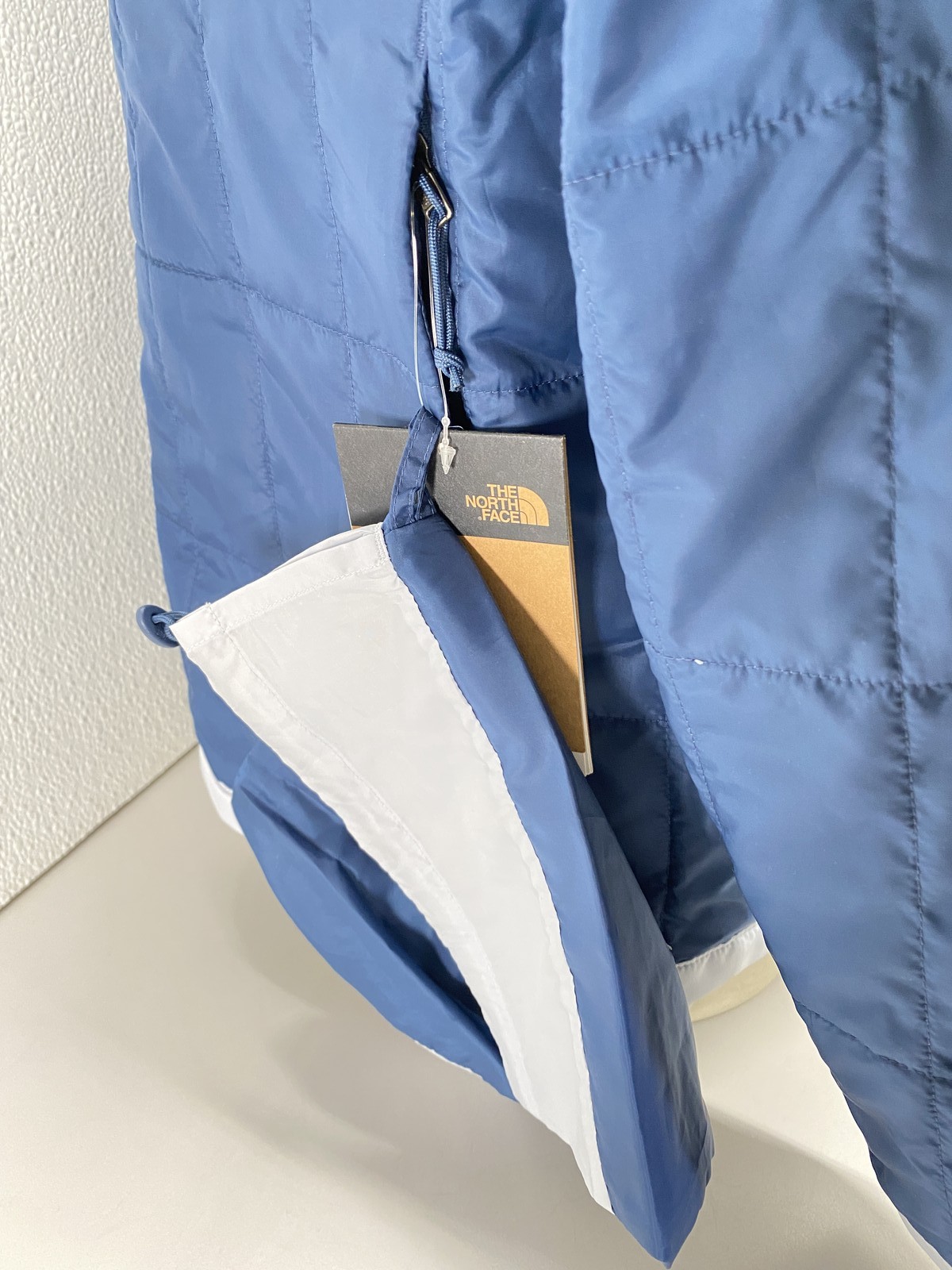 The North Face Womens Ciraloft Lightweight Jacket Size M Shadow Blue thumbnail 7