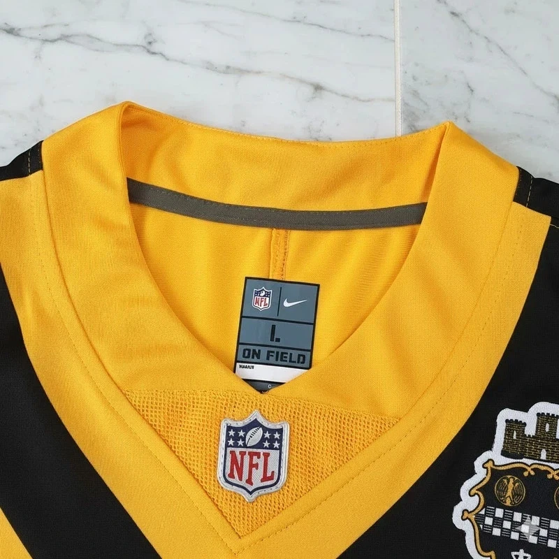 Aaron Rodgers NFL 2025 Pittsburgh Steelers Jersey Large BNWT - Image 3 of 3